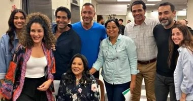 إسعاد يونس وأبطال مسلسل تيتا زوزو من الكواليس.. صور تعرف على التالي إسعاد يونس وأبطال مسلسل تيتا زوزو من الكواليس.. صور، تواصل النجمة إسعاد يونس