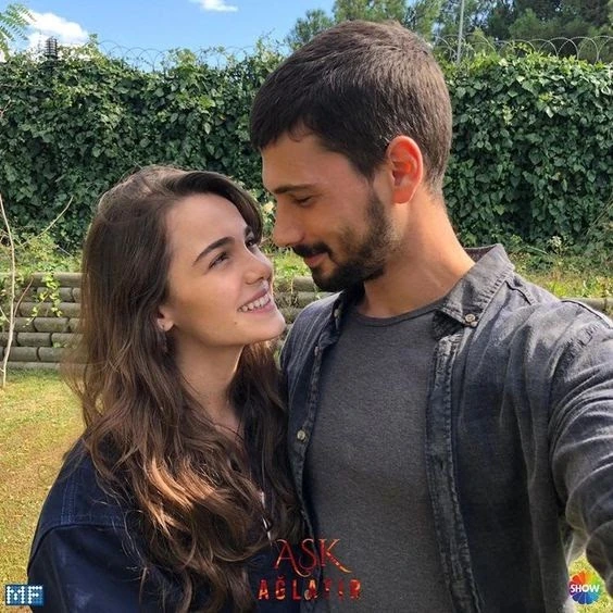 رواية تلاقي الاحباب كاملة جميع الفصول بقلم يارا عبد السلام رواية تلاقي الاحباب كاملة جميع الفصول بقلم يارا عبد السلام -----