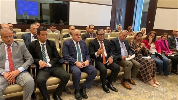 أمين عام مجلس الوزراء: مصر لديها خطة مدروسة في مجال الطاقة الجديدة والمتجددةاستضاف اليوم الثاني من الندوة التثقيفية، والتي عقدتها رئاسة مجلس الوزراء