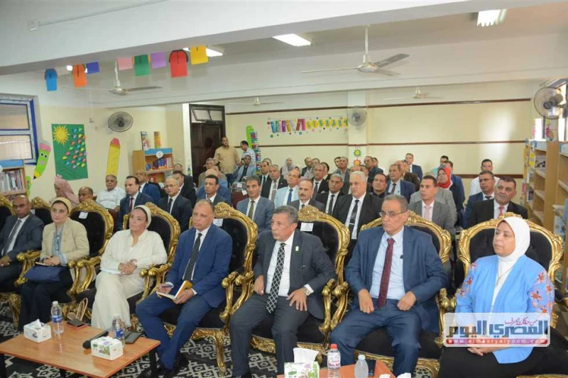 وزير التعليم من البحيرة: المعلم المصري من الأكفأ على مستوى العالم (صور) قال محمد عبداللطيف وزير التربية والتعليم والتعليم الفنى أن المعلم المصري من