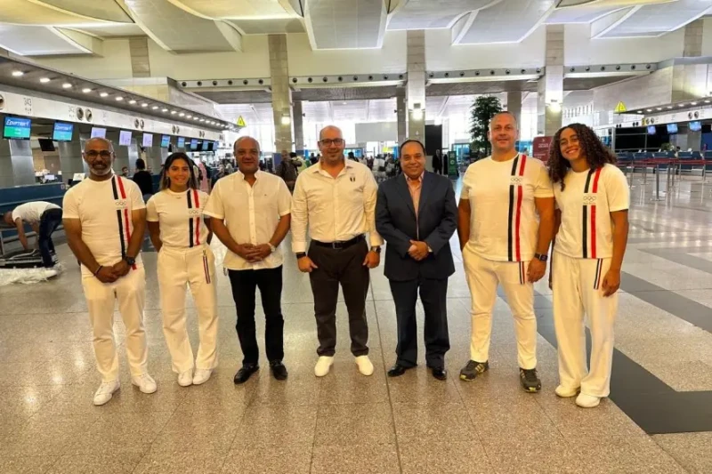 ياسر إدريس يصل مطار القاهرة استعدادا للسفر إلى فرنسا لحضور افتتاح أولمبياد باريسوصل المهندس ياسر إدريس رئيس اللجنة الأولمبية المصرية إلى مطار القاهرة