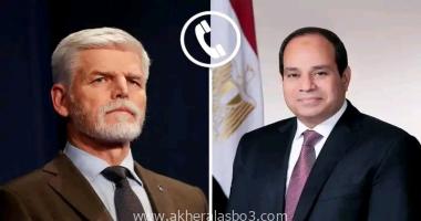متابعة : وائل عباس تلقي السيد الرئيس عبد الفتاح السيسي اتصالا هاتفيا من الرئيس التشيكي بيتر بافل ، تضمن تأكيد حرص البلدين على تطوير التعاون الثنائي على مختلف الأصعدة، استنادا للعلا