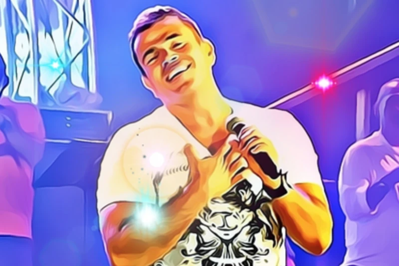 عمرو دياب بياخد ١٠ ملايين جنيه جريدة افاق عربية منظم الحفلات أحمد غانم : عمرو دياب بياخد ١٠ ملايين جنيه قال منظم الحفلات المصري أحمد غانم، في تصريحات لبودكاست أبواليزيد بيقول، إن ع