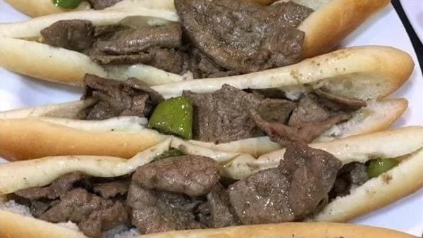 أسرار الطعم الحلو.. طريقة عمل الكبدة البلدي على أصولهاتأتى الكبدة في مقدمة الأكلات الشعبية التى يحبها معظم المصريين ولكن هناك بعض الأسرار لتقديمها