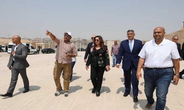 وزيرة التنمية المحلية ومحافظ الجيزة يتفقدان مشروعات تطوير الطرق والمحاور المؤدية للمتحف الكبيرجانب من الجولةمصطفى ديابأجرت الدكتورة منال عوض وزيرة