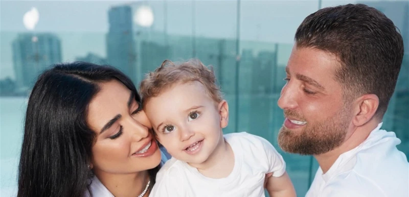 بدت متعبة.. جيسيكا عازار ببطن منتفخ في أواخر أشهر حملها (صور) تعرف على التالي بدت متعبة.. جيسيكا عازار ببطن منتفخ في أواخر أشهر حملها (صور)، نشرت