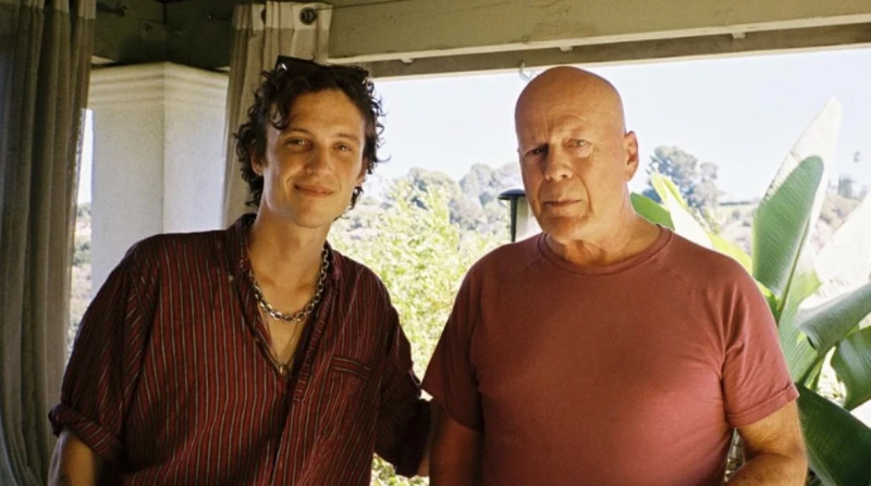 بعد شائعات وفاته بالخرف.. بروس ويليس يظهر مع أسرته تصدر اسم الممثل الأمريكي المعتزل، بروس ويليس، ترند مواقع التواصل الاجتماعي، بعد تداول شائعات حول