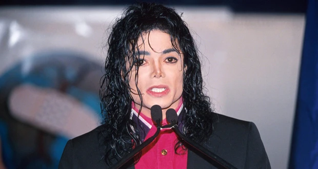 مات مديونا ب500 مليون دولار.. 65 دائنا رفعوا مطالبات ضد مايكل جاكسون افاق عربية - كشفت وثائق قضائية جديدة أن نجم البوب مايكل جاكسون تراكمت عليه ديون تزيد قيمتها عن نصف مليار دولار 