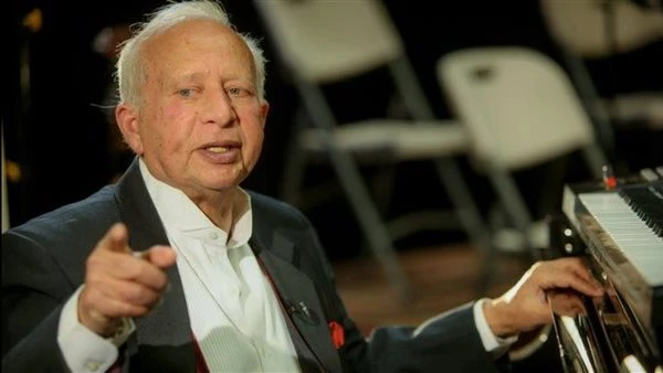 البوابة ستار: غدا.. حفل هاني شنودة وفرقة المصريين في مهرجان العلمين اقرأ في أفاق عربية غدا حفل هاني شنودة وفرقة المصريين في مهرجان العلمين ، يقدم