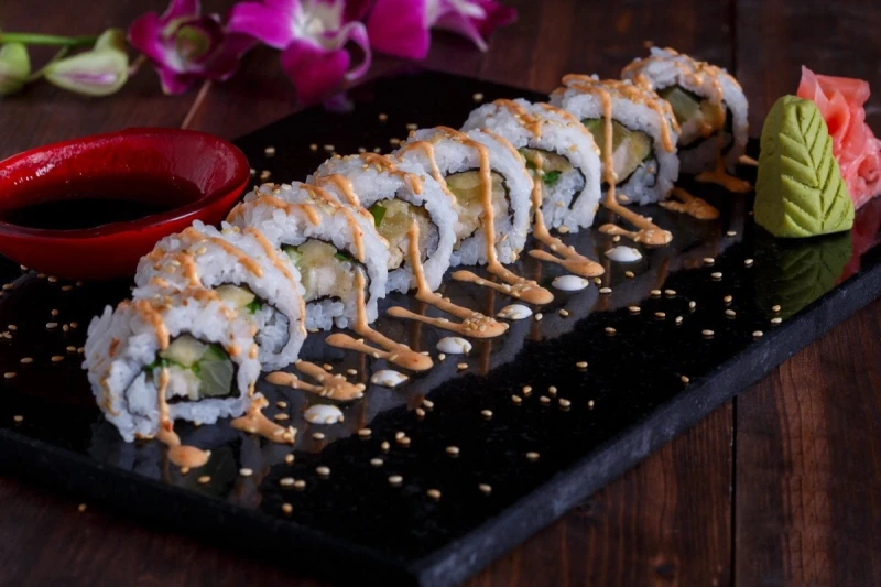 وصفة جديدة من المطعم الياباني .. طريقة عمل السوشي بالدجاج والمقادير المطلوبةيعد السوشي إحدى الوصفات القادمة من المطبخ الياباني، والتي انتشرت في الفترة الأخيرة بكافة أنحاء العالم، و