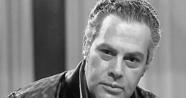 فن: محطات مهمة فى ذكرى ميلاد يحيي شاهين.. اليوم اقرأ في أفاق عربية محطات مهمة فى ذكرى ميلاد يحيي شاهين اليوم، تحل اليوم الأحد ذكرى ميلاد الفنان يحيي