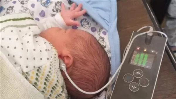 الصحة: فحص 469 ألف طفل حديث الولادة ضمن مبادرة الكشف عن الأمراض الوراثيةأعلنت وزارة الصحة والسكان، فحص 469 ألفا و805 مواليد، ضمن مبادرة رئيس