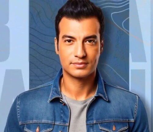 إيهاب توفيق يروج لحفل ديسكو 90 في لبنان صورة تعرف على التالي إيهاب توفيق يروج لحفل ديسكو 90 في لبنان صورة، يستعد الفنان إيهاب توفيق للمشاركة في حفل