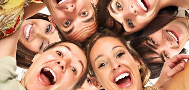 اقوى 100 نكته حتموتك من ضحكتوجد مجموعة من النكت المضحكة التي يمكن مشاركتها عبر مواقع التواصل الاجتماعي المختلفة، وتقال للأطفال لإدخال المرح والسرور، وهي جاءت على النحو التالي:1-اصط