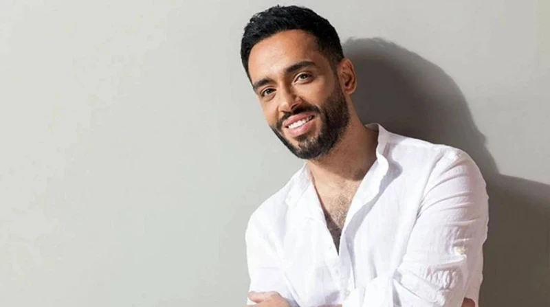 رامي جمال يروج لحفله في مهرجان العلمين بهذه الطريقة صورةيواصل الفنان رامي جمال، عبر حسابه الرسمي بموقع تداول الصور والفيديوهات إنستجرام الترويج لحفله