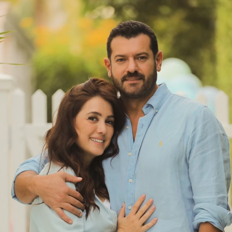 عمرو يوسف يرفض الاشادة به والسبب كندة علوش أبدى الممثل المصري، عمرو يوسف، استغرابه بعد الإشادات التي تلقاها إثر دعمه زوجته الممثلة كندة علوش التي