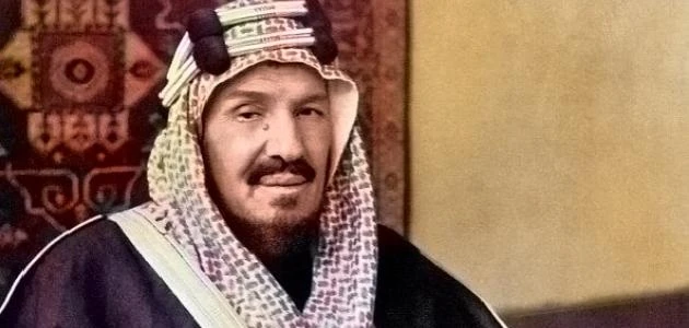 اسم والدة الملك عبدالعزيز آل سعودجلالة الملك عبد العزيز بن عبد الرحمن بن فيصل آل سعود هو مؤسس المملكة العربية السعودية وأول ملك في السعودية هو من مواليد 1953 ،وتولي من بعده ستة ملو