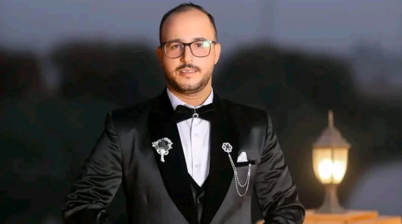 بعد طعن جراح سوهاج.. الأطباء تطالب بعقوبات رادعة أعلنت نقابة أطباء سوهاج أنها تتابع الحالة الصحية لطبيب الجراحة، معتز عزام (33 عاما)، بعد تعرضه للطعن بسلاح أبيض في أسفل الظهر، على