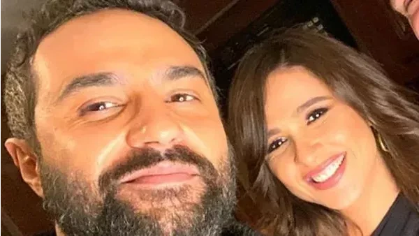 بعد ونحب تاني ليه..كريم فهمي يعلن عن عمل جديد بمشاركة ياسمين عبد العزيز أعلن الفنان كريم فهمي عن أحدث أعماله المسرحية التى تجمعه بالفنانة ياسمين