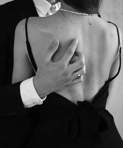 رواية اخيه الجاني الفصل الخامس 5 بقلم دنيا ثروت رواية اخيه الجاني الفصل الخامس 5 بقلم دنيا ثروت -----