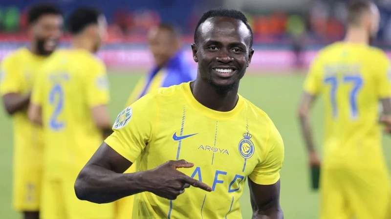 النصر السعودي يتخلص من ساديو ماني وإيمريك لابورت جريدة افاق عربية تقارير تكشف رحيل ساديو ماني وإيمريك لابورت في الانتقالات الصيفية 2024..ترددت أنباء قوية خلال الفترة الأخيرة حول رغ