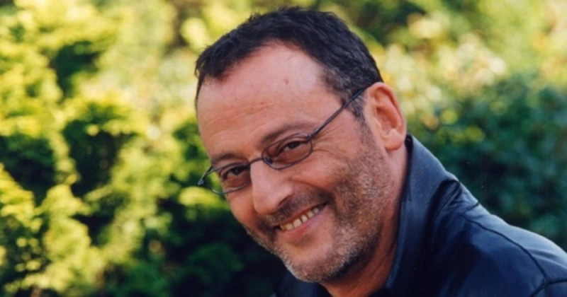 في عيد ميلاده : جان رينو خدم بالجيش الفرنسي لكي ينال الجنسية الفرنسية .. وتعلم العربية والإيطالية وهذه اللغات تعرف على التالي في عيد ميلاده : جان