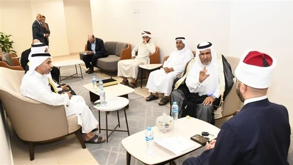 وفد من شيوخ شمال سيناء والهلال الأحمر: القوافل الدعوية عدلت مسار المفاهيماستقبل الدكتور أسامة السيد الأزهري وزير الأوقاف وفدا من شيوخ شمال سيناء