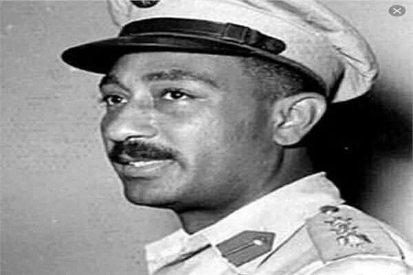 أصل الحكاية- رحلة إلى التاريخ.. إذاعة بيان ثورة 23 يوليو بصوت أنور السادات متفرقات شاهد المقال التالي من صحافة مصر عن أصل الحكاية رحلة إلى التاريخ