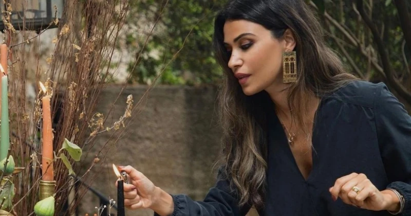 الفن و المشاهير: ملكة جمال لبنان لعام 2008 تضع مولودها الذكر.. وهذه أولى صوره شاهد المقال التالي من صحافة لبنان عن ملكة جمال لبنان لعام 2008 تضع مولودها الذكر وهذه أولى صوره، إحتفل