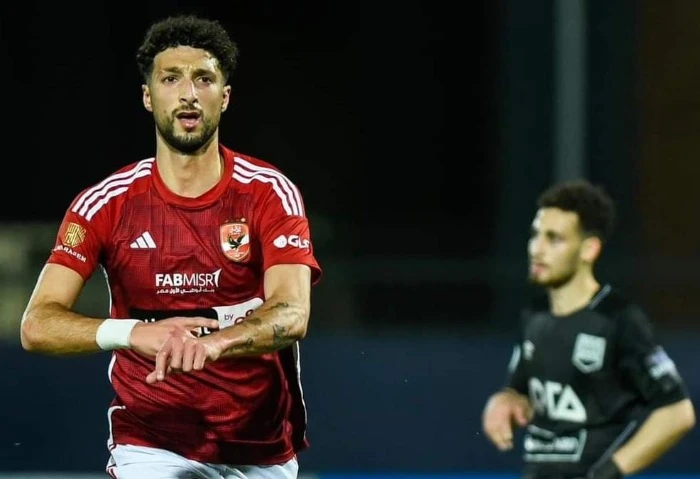 الأهلي يكشف تفاصيل إصابة وسام أبو علي بعد مباراة بيراميدز (خاص) التقطت عدسات الكاميرات المهاجم الفلسطيني وسام أبو علي لحظة تبديله في مواجهة الأهلي