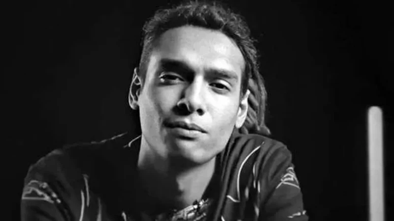 60 اجمل كلام راب يكتب كابشن على الصورنوع من أنواع الغناء ولكن يشبه في كلماته الأمثال الشعبية، فهو يختصر موقف في جمل والراب هو التحدث وترديد الأغنية، ولكن بقافية معينة، ويتم تسليم ا