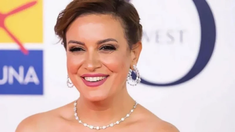 ياللا يارجالة حفلات بكاء جريدة افاق عربية كشفت الممثلة ريهام عبدالغفور عن رأيها في بكاء الرجال، داعية إياهم إلى التصالح مع فكرة البكاء للتعبير عن