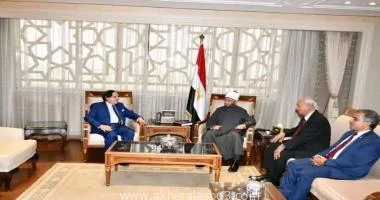 كتب اسامة عبدالحميد استقبل فضيلة الأستاذ الدكتور أسامة السيد الأزهري وزير الأوقاف الأستاذ الدكتور سامي محمد ربيع الشريف الأمين العام لرابطة الجامعات