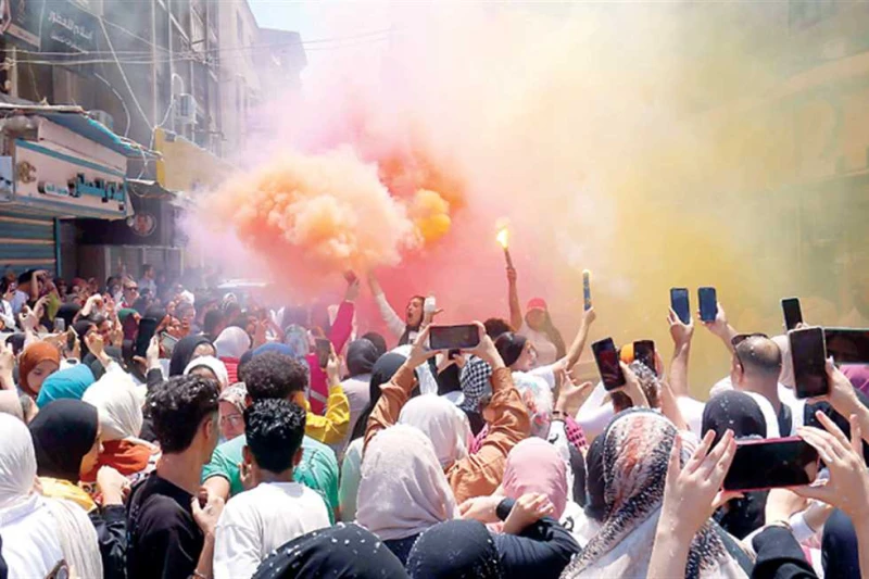 تصحيح الامتحانات خلص.. التعليم توضح حقيقة إعلان نتيجة الثانوية العامة 2024 غدا أكد مصدر بوزارة التربية والتعليم والتعليم الفني اليوم الإثنين، أن كل