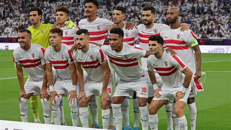 الزمالك يسعى لمواصلة انتصاراته بالدوري أمام طلائع الجيش يلتقي فريق الزمالك مساء اليوم الخميس امام نظيره طلائع الجيش في اللقاء المؤجل من الجولة