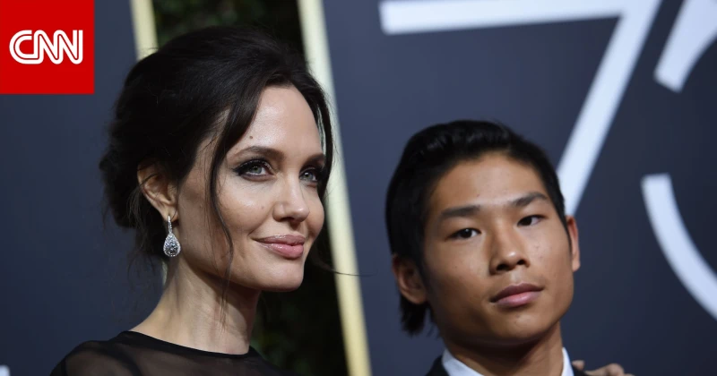 أنجلينا جولي ترافق نجلها باكس في المستشفى بعد تعرضه لحادث دراجة منوعات شاهد المقال التالي من صحافة الأفاق عربيةية عن أنجلينا جولي ترافق نجلها باكس في