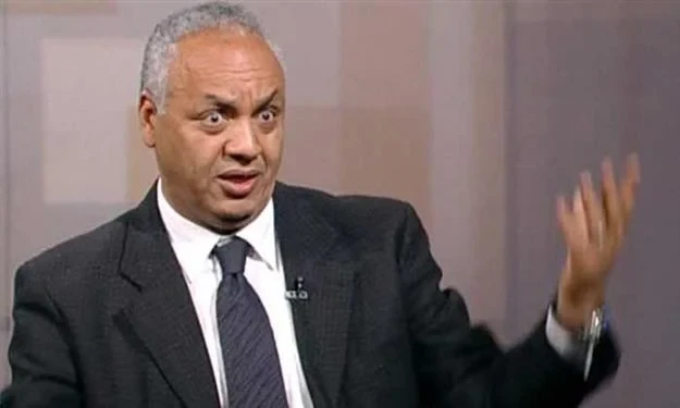 مصطفى بكري: لو تفتت السودان لن تسلم أي دولة في إفريقيا أكد الإعلامي مصطفى بكري، أن مصر تسعى بكل قوة لحل الأزمة السودانية، مشيرا إلى أن هناك سعي لحل وإيقاف الحرب في السودان ووضع رؤي