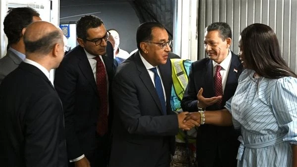 رئيس الوزراء يصل غانا للمشاركة بالدورة السادسة لاجتماع منتصف العام التنسيقي للاتحاد الإفريقيوصل الدكتور مصطفى مدبولي، رئيس مجلس الوزراء، إلى أكرا عاصمة دولة غانا، منذ قليل؛ للمشارك