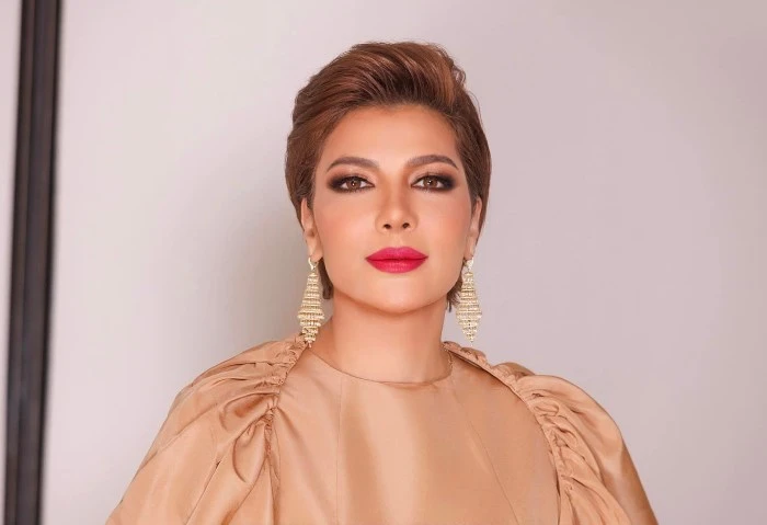 صوتي تغير بعد التدخين، فيديو قديم لأصالة يثير الجدل بعد عدة أشهر من فيديو الفنانة أصالة نصري، الذي آثار جدلا كبيرا عبر مواقع التواصل الاجتماعي، بسبب