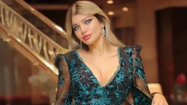 ب ميكرو جيب.. ياسمين الخطيب تستعرض أنوثتها بظهور لافتاعتادت الإعلامية ياسمين الخطيب على مشاركة متابعيها بأحدث إطلالاتها عبر حسابها الشخصي بموقع تبادل