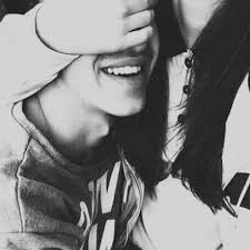 رواية معالج قلبي الفصل الخامس 5 العمليه نجحت بس محتاجه شويه وقت لما تفوق حمد لله على سلامتها سليم بقلقل : خليكو انتو هنا وانا هدخل اطمن عليهاريم بلهفه: هدخل معاك ي سليم سليم بحنان: