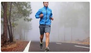 تعرف على تفسير الركض في المنام لكبار العلماء الركض في المنام، يرى المفسرون أن الحلم يؤول إلى الخير ويحمل الكثير من التأويلات الإيجابية، ولكنه ينذر بالسوء في بعض الحالات، وفي سطور ه