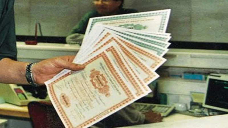 شهادات مزورة.. ضبط شخصين لإدارة كيانين وهميين بالقاهرة تمكنت الأجهزة الأمنية بوزارة الداخلية من ضبط إحدى الفتيات، لإدارتها كيانا تعليميا دون ترخيص في