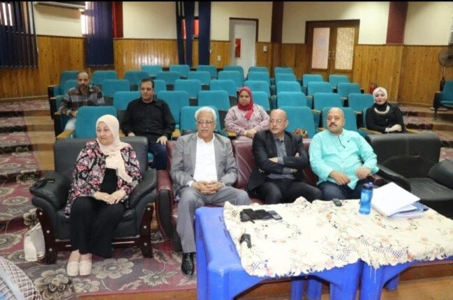 تعليم العاصمة تختتم أعمال امتحانات الدور الأول للثانوية العامة 2024نادية جودةتابع أيمن موسى، وكيل أول وزارة التربية والتعليم بالقاهرة، رئيس غرفة