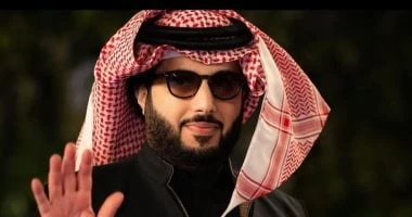 تركي آل الشيخ: قررنا إعادة النظر في إنتاج أحد الأفلام رغبة في قطع الطريق أمام طيور الظلام تعرف على التالي تركي آل الشيخ: قررنا إعادة النظر في إنتاج