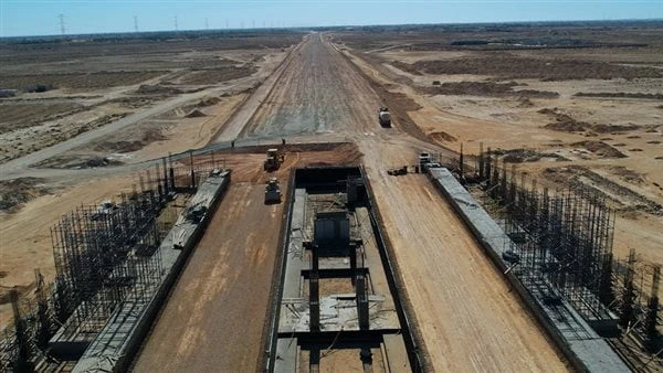 الخط الأخضر يقود ثورة النقل.. مشروع القطار السريع يربط السخنة بمطروح صورنشرت الهيئة القومية للأنفاق تقريرا مصورا لأعمال تنفيذ محطة الضبعة للقطار