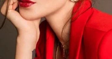 اليوم العالمي لأحمر الشفاه.. 4 خطوات لاختيار لون الروج المناسب لبشرتك المرأة والمنوعات شاهد المقال التالي من صحافة مصر عن اليوم العالمي لأحمر الشفاه 4 خطوات لاختيار لون الروج المنا