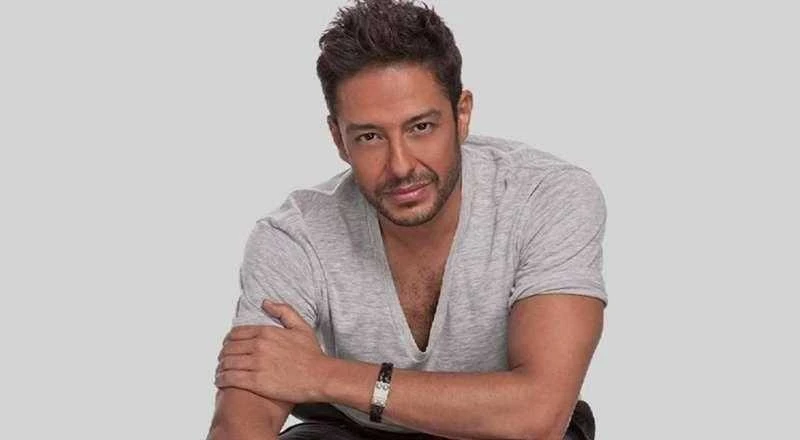 محمد حماقي يطرح ثلاث أغاني جديدة من ألبوم هو الأساس تعرف على التالي محمد حماقي يطرح ثلاث أغاني جديدة من ألبوم هو الأساس، يستعد محمد حماقي لطرح ثلاث