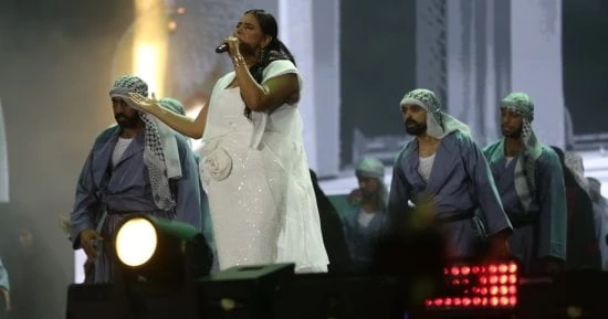 الفن - مروة عبد السميع استايلست فرقة افتتاح مهرجان العلمين: شاركنا فى الحفل بحب ورضاأفاق عربية الفن نتحدث اليوم حول مروة عبد السميع استايلست فرقة