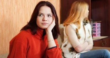 6 خطوات سهلة لتحسين صحتك النفسية والتغلب على مشاعر الغيرة صحة وطب شاهد المقال التالي من صحافة مصر عن 6 خطوات سهلة لتحسين صحتك النفسية والتغلب على